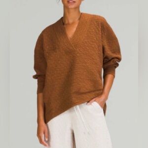 Lululemon Rippled V-Neck Pullover Copper Brown Size 6